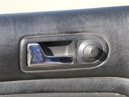 1x Golf 4 Bora Türverkleidung Verkleidung Tür vorne links 4/5-Türer schwarz (185215)