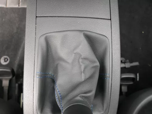 VW Polo 9N 9N3 Schaltknauf Schaltsack Schaltung 6Q1711113G Leder schwarz blaue (185292)
