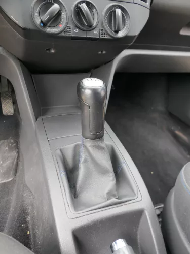 VW Polo 9N 9N3 Schaltknauf Schaltsack Schaltung 6Q1711113G Leder schwarz blaue  (185292)