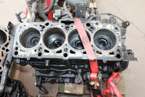 VW Golf 4 Bora Motor Block Motorblock 1,9 TDI 85kw 101PS 038103101J AJM PD (9999094)