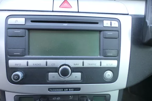 Passat Golf 5 Radio Navi Navigationssystem  BNO 881 1K0035191D RNS 300 MP3 +Code (9999252)