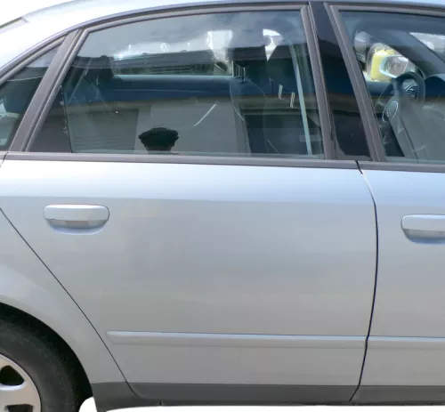 Audi A4 B6 8E nur Türblatt Tür hinten rechts blau LY7R Kombi+Limo (185230)