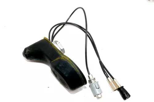 VW Golf 4 GPS Antennensockel Sockel Antenne Original 1J0035507 Antennenfuß (101041)