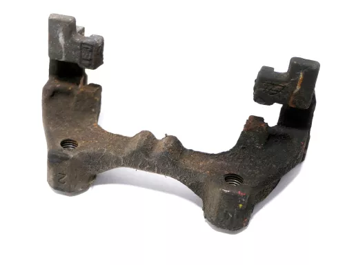 Golf 7 5G A3 8V Bremssattelhalter Halter Sattel hinten links/rechts 8V0615425 ## (147423)