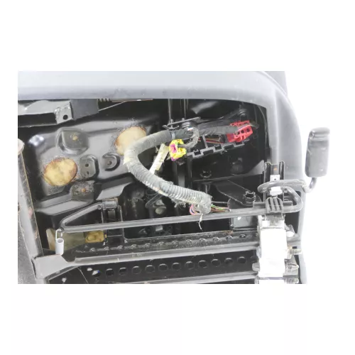 Audi A6 4B C5 Sitz Fahrersitz vorne links  (149838)