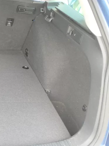 Golf 7 5G Kombi Variant Abdeckung Verkleidung Kofferraum hinten rechte Seite (169176)