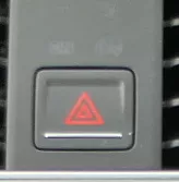Golf 7 Warnblinker Relais Warnblinkerschalter Schalter 5G0953509A Knopf ## (185506)