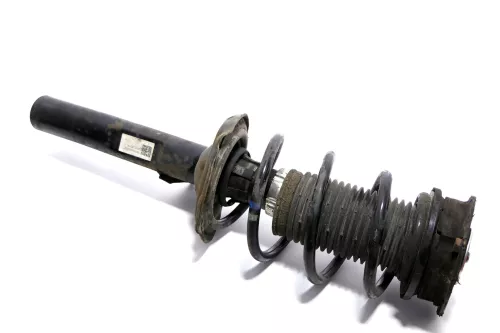 1 VW Golf 7 Federbein Stoßdämpfer Feder vorne links/rechts Federn 5Q0413023FJ ## (185551)