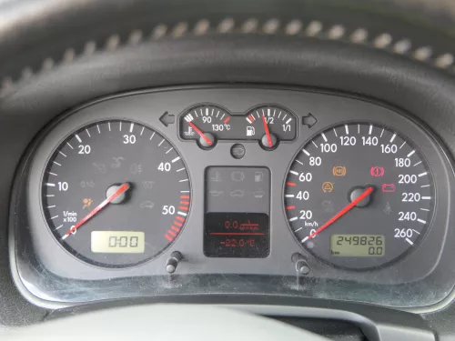 Golf 4 Tacho Tachometer Kombiinstrument ca.249.000km 1J0920822C 1,9 TDI 85kw AJM (185737)