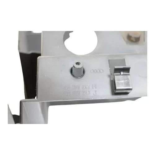 Audi A3 8L Mittelkonsole Verkleidung um Radio Blende 8L0863263 (179913)
