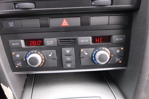 Audi A6 4F Steuergerät Klimaanlage Klimabedienteil 4F1820043AG mit Sitzheizung (114387)
