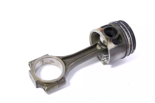 1x VW Passat 3C Pleuel Kolben 2,0 TDI für BMP BMM Motor 038107065KJ Kolben 1-2 (148537)