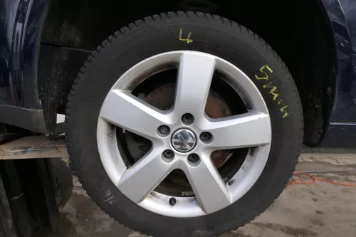 1x Golf 5 Eos Passat Original Alufelge Alu 1T0601025M 6,5x16H2 ET50 Touran  4 (181209)