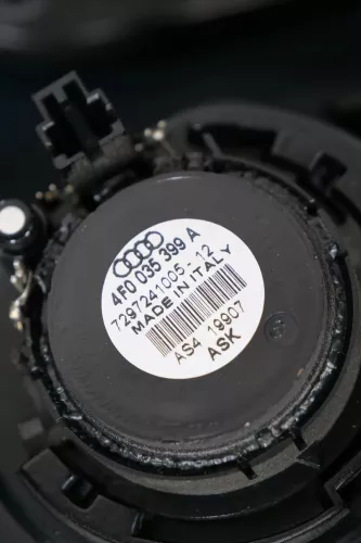1x Audi A6 4F Türverkleidung Verkleidung Tür hinten rechts schwarz soul  S-line (185873)