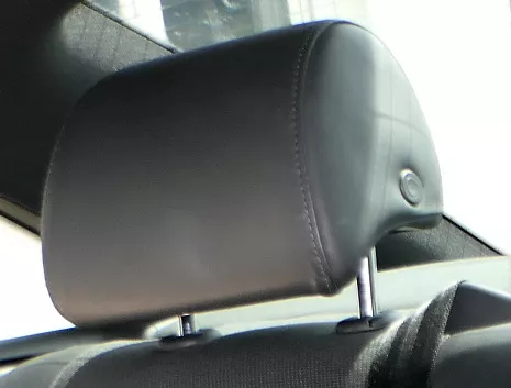 1x Audi A6 4F C6 Kopfstütze hinten rechts Kopfstützen Leder Perlnappaleder (185880)