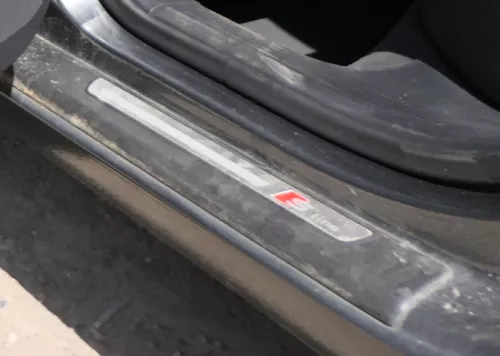 Audi A6 4F Einstiegsleisten rechts+ links vorne hinten S-line (185945)