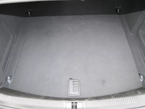 Audi A6 4F Limousine Verkleidung Abdeckung Kofferraum Teppich Boden (185954)