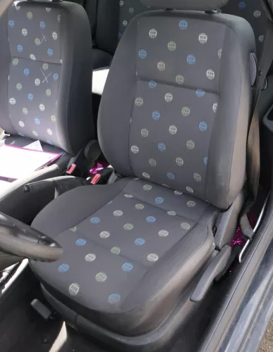 Seat Arosa VW Lupo Sitz vorn links Fahrersitz Höhenverstellung höhenverste rot (185995)