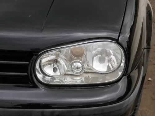VW Golf 4 1J Stoßstange vorne Stoßfänger vorn schwarz LC9Z (186002)