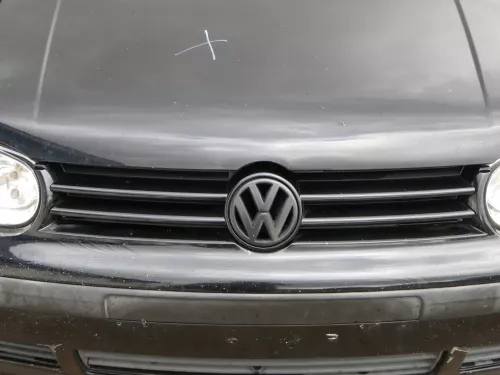 VW Golf 4 1J Stoßstange vorne Stoßfänger vorn schwarz LC9Z (186002)