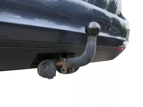 VW Golf AJ5 Kombi Variant feste starre Anhängerkupplung + Kabelbaum