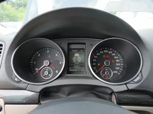 VW Golf 6 5K AJ5 Plus Tacho Kombiinstrument 5K0920871A TDI 306.000 km (186113)