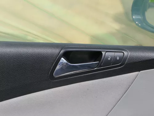 VW Passat 3C Variant 1x Türverkleidung Verkleidung Tür vorne links grau (186192)