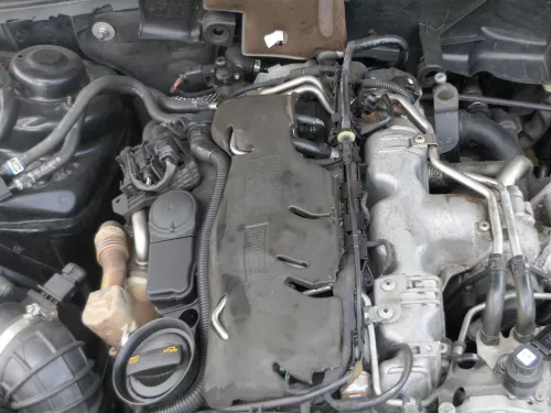 VW Passat 3C A3 8P Leitungen Rohre 2,0 TDI Kraftstoffrohre Leitung Kraftstoff (186214)