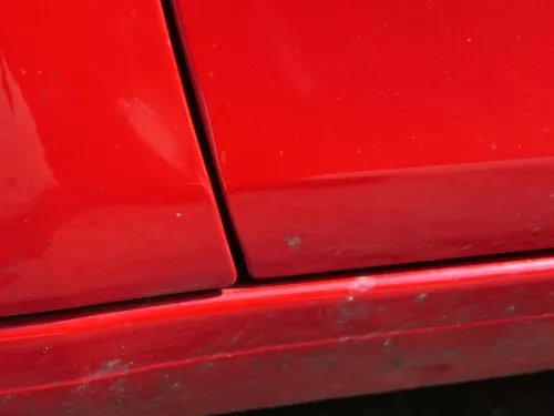 Fabia 5J Kombi + Limo Tür vorne links Fahrertür - rot LF3K -ohne Anbauteile (186437)