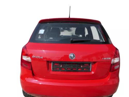 Skoda Fabia 5J Limousine Schrägheck Heckklappe hinten mit Scheibe rot LF3K (186443)
