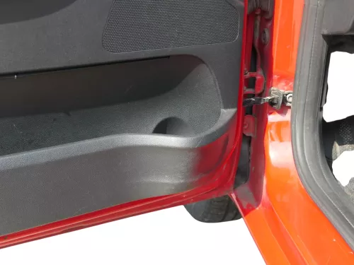 1x Skoda Fabia 5J Stufenheck Türverkleidung Verkleidung Tür vorne links Griff (186458)