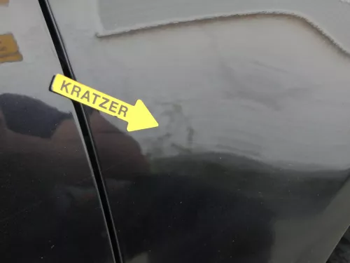 VW Passat 3C Kotflügel vorne rechts schwarz LC9X 3C0821022  (186472)