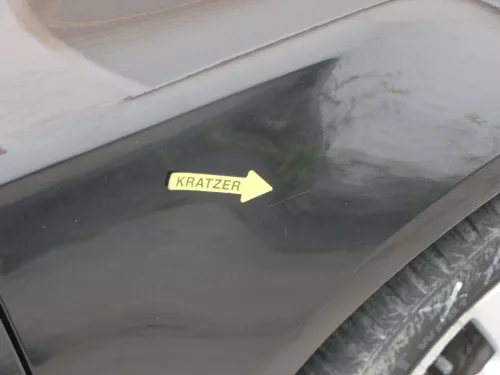 VW Passat 3C Kotflügel vorne rechts schwarz LC9X 3C0821022  (186472)