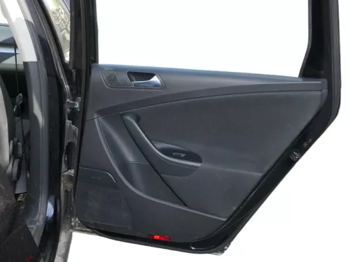1x VW Passat 3C Variant Türverkleidung Verkleidung Tür hinten rechts schwarz