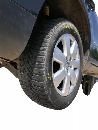 2x VW Sharan NUR Reifen 215/55 R16 97V Winterreifen ca. 6,5-7mm (186491)