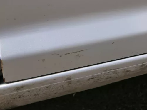 VW Touran 1T 1T3 Tür vorne rechts Beifahrertür silber LA7W - ohne Anbauteile (186549)