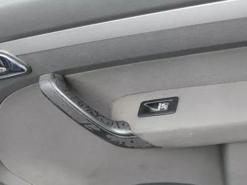 VW Touran 1x Türverkleidung Verkleidung Tür vorne rechts - anthrazit  (186555)