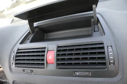 Skoda Octavia 1Z Mittelkonsole Verkleidung Lüftungsdüse Klappe Abdeckung mitte (125299)