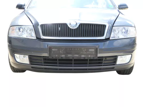 Skoda Octavia 1Z Stoßstange vorne Frontstoßstange LF8J grau