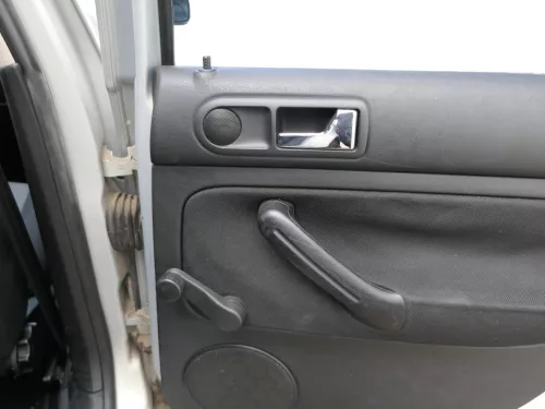 1x VW Golf 4 1J Limousine Türverkleidung Verkleidung Tür hinten rechts schwarz (186646)