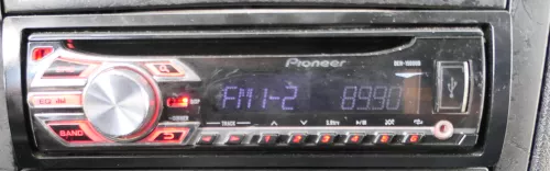 VW Golf 4 Bora T5 T4 Radio CD Player Pioneer DEH-1500UB USB