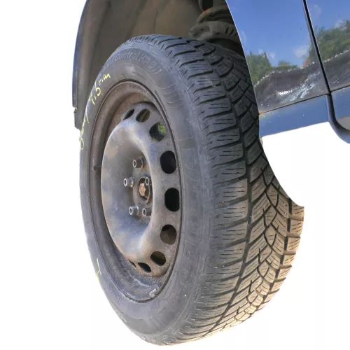 4x VW Passat 3C Golf Reifen Winterrreifen M&S 205/55 R16 91H Felgen ca.5mm (186790)