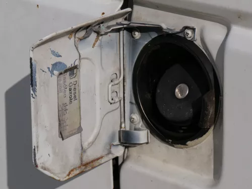 VW T4 Tankdeckel Tankklappe Tank Deckel Klappe weiß R902 (186817)