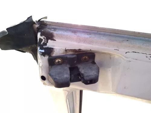 VW T4 Heckschloß Schloß oben links /rechts an der Flügeltür Fanghaken 701827162