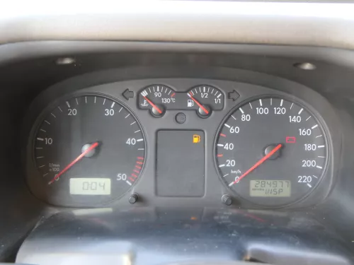 VW T4 Transporter Tacho Tachometer Kombiinstrument 7D0920800B 2.5 TDI 284.000km (186864)
