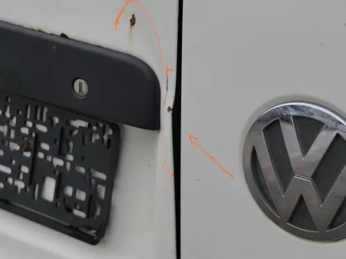 VW T5 Facelift T6 Flügeltür Klappe hinten links weiß R902 mit Scheibe (186899)