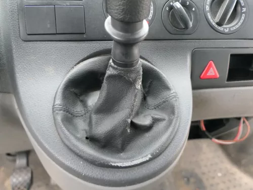 VW T5 Schaltung Schalthebel 5-Gang Schaltknauf Schaltsack Schaltehebel Schaltun (186925)