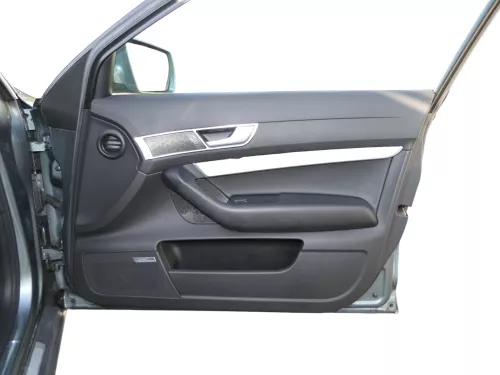 1x A6 4F Türverkleidung Verkleidung Tür vorne rechts schwarz Leder - Bose