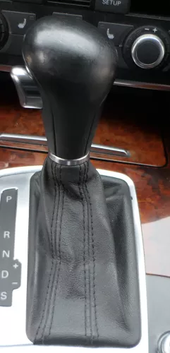 A6 4F Schaltknauf Schaltsack Schaltknüppel Automatik Leder