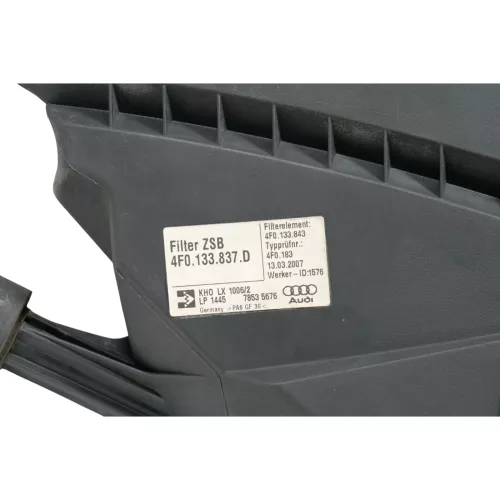 Audi A6 4F Luftfilterkasten Deckel Luftfilter 4F0133837AT 4,2 BVJ ## (187171)